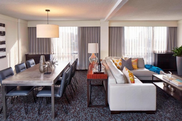Renaissance Asheville Downtown Hotel image 37